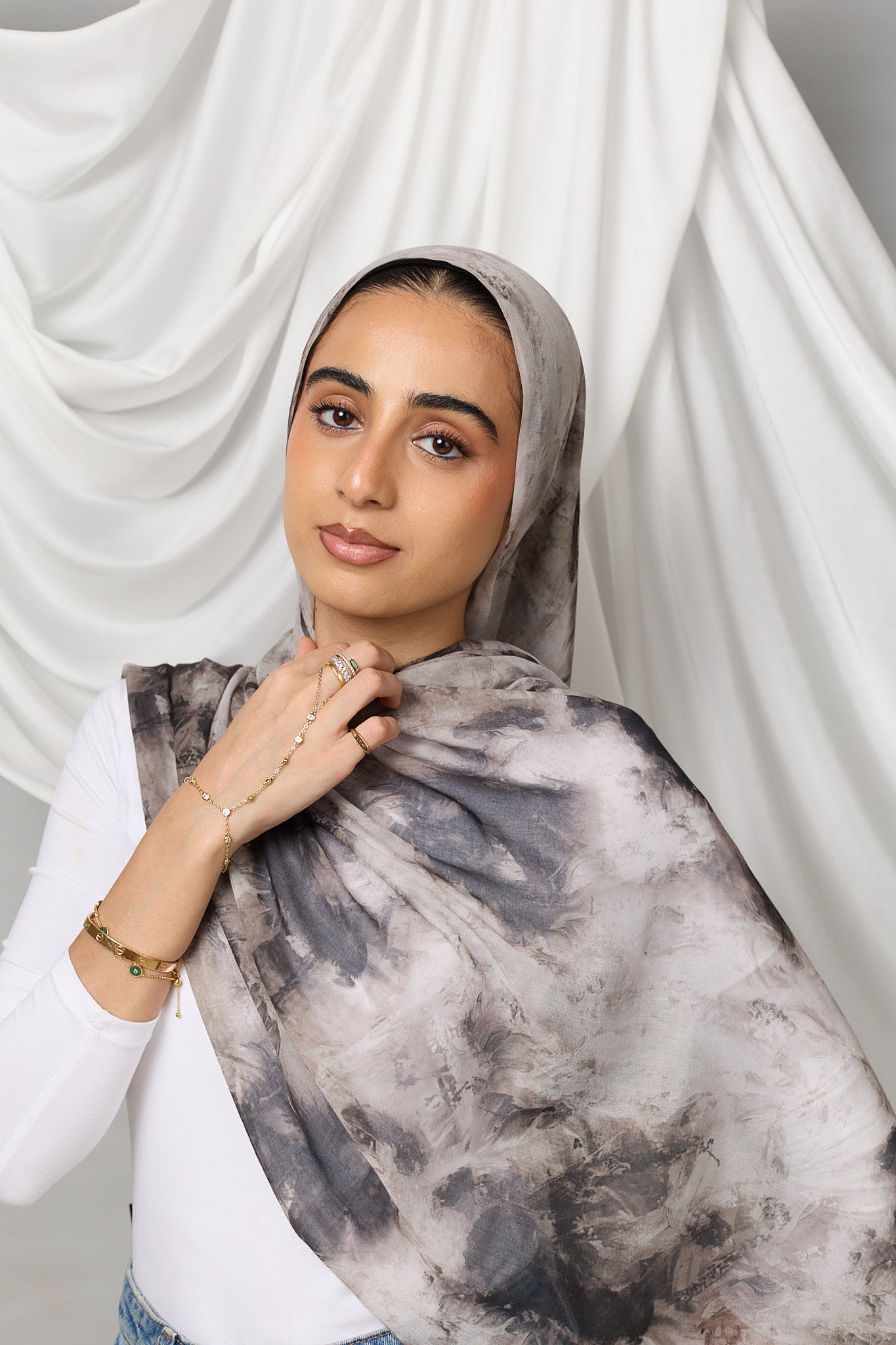 Watercolour modal hijab