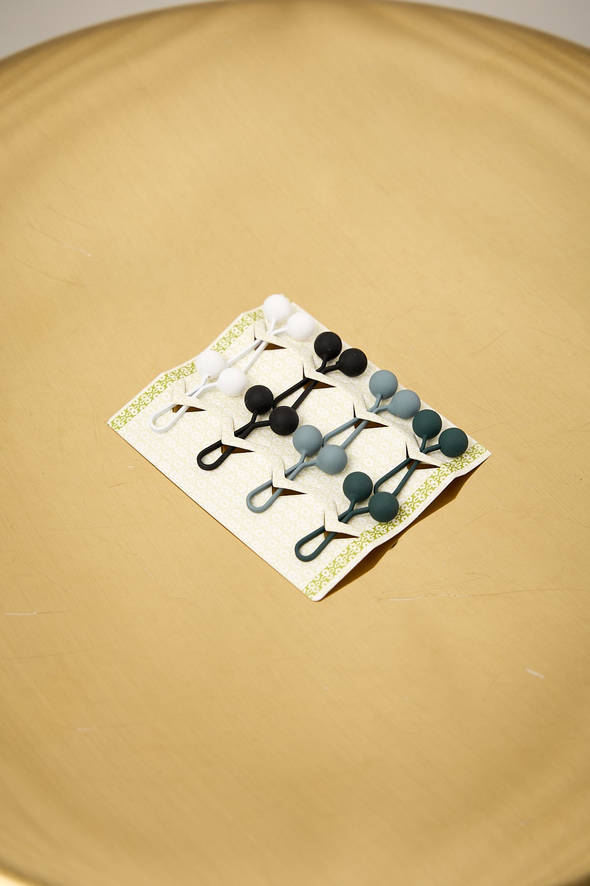 Hijab grip pins