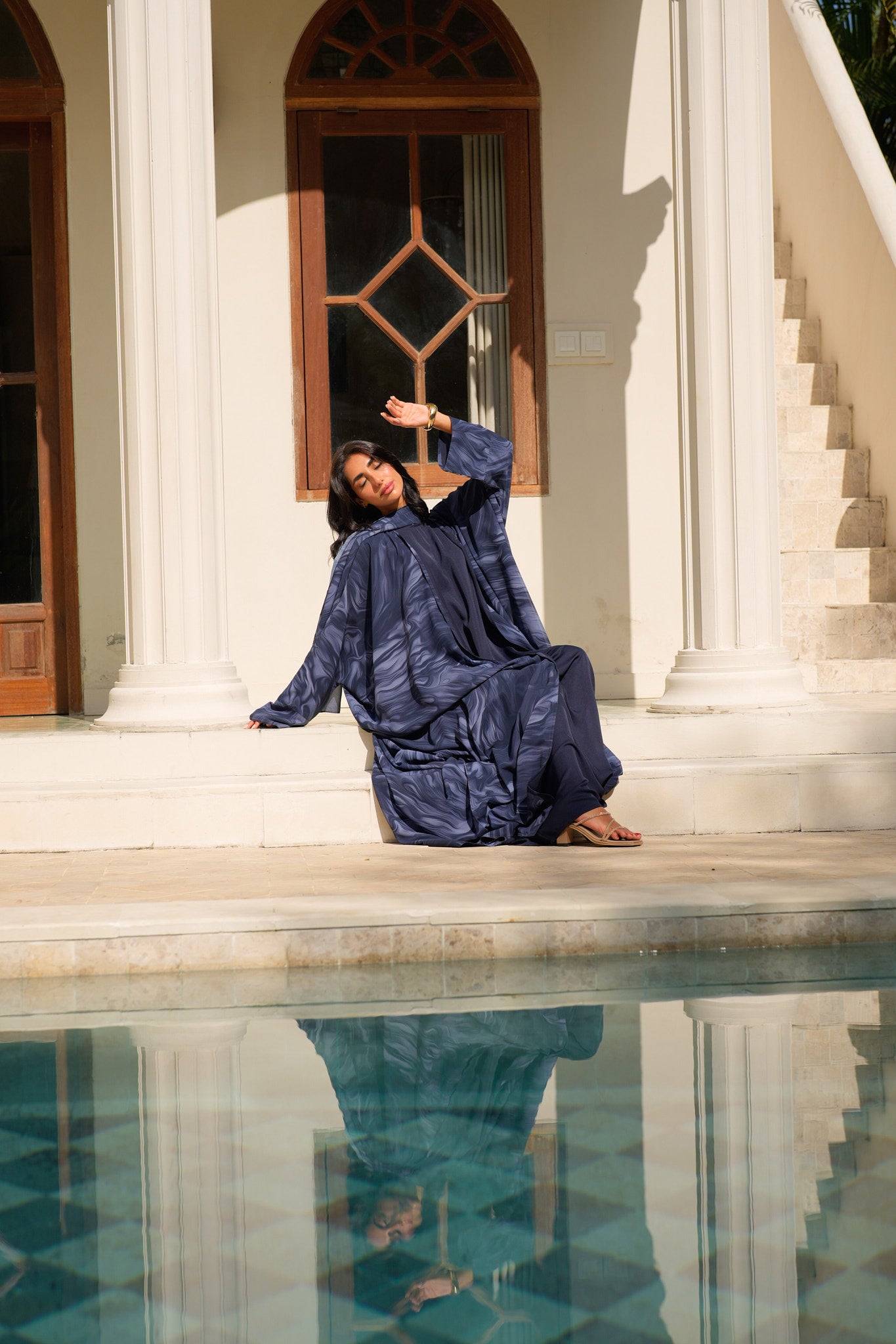Marble Open Abaya - Navy