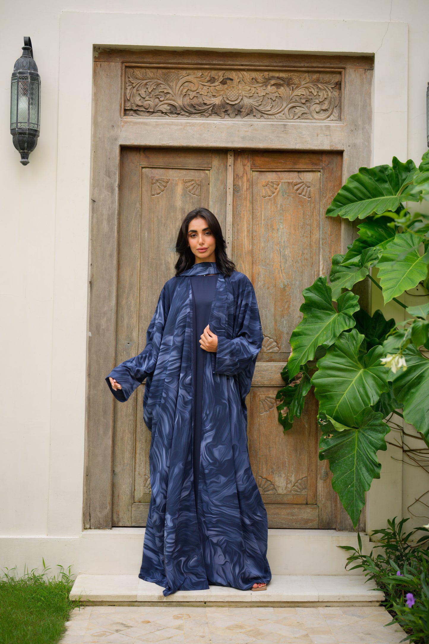 Marble Open Abaya - Navy