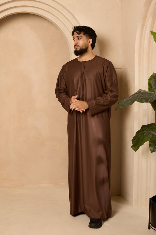 Emirati Thobe brown