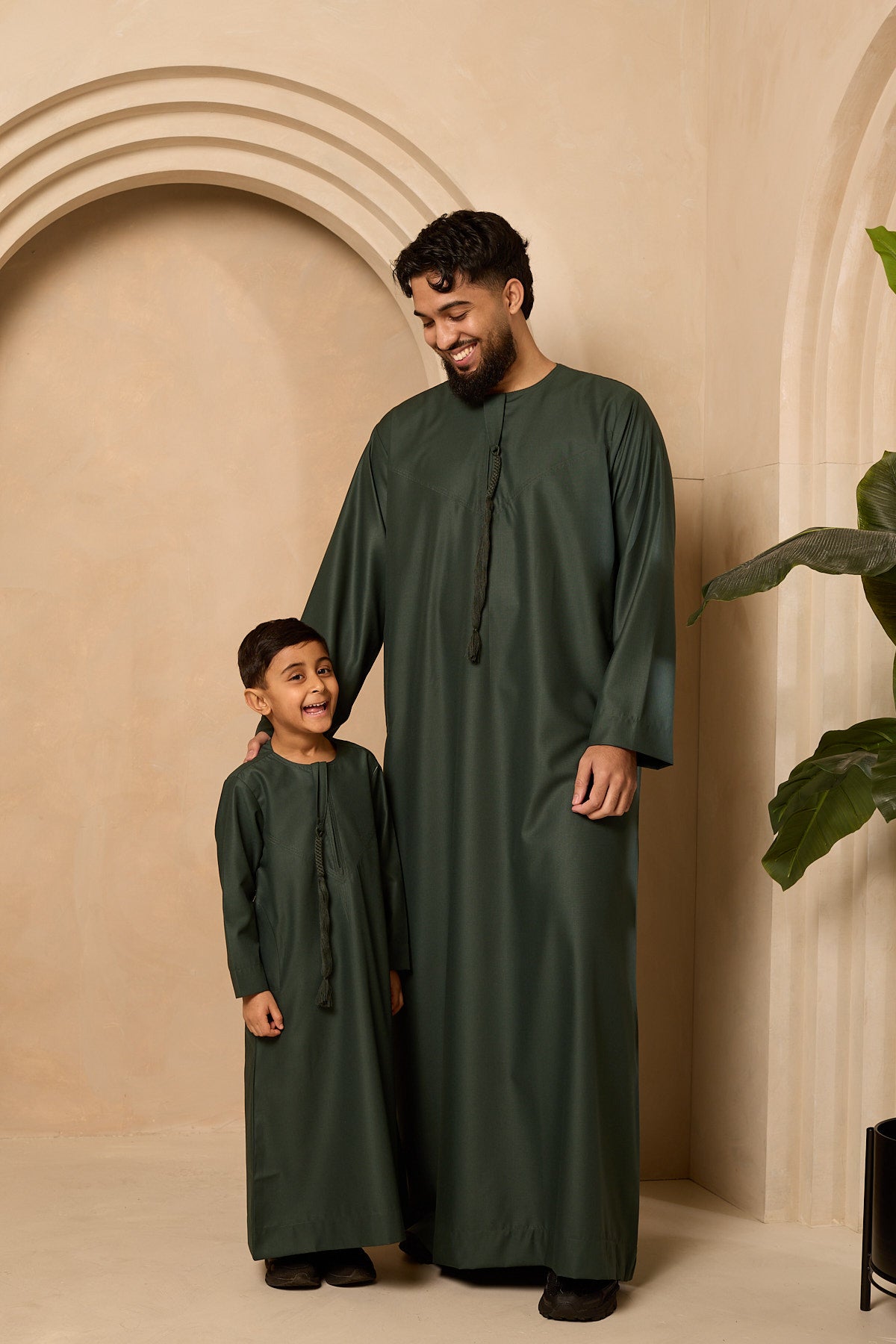 Kids Emirati Thobe Bottle green