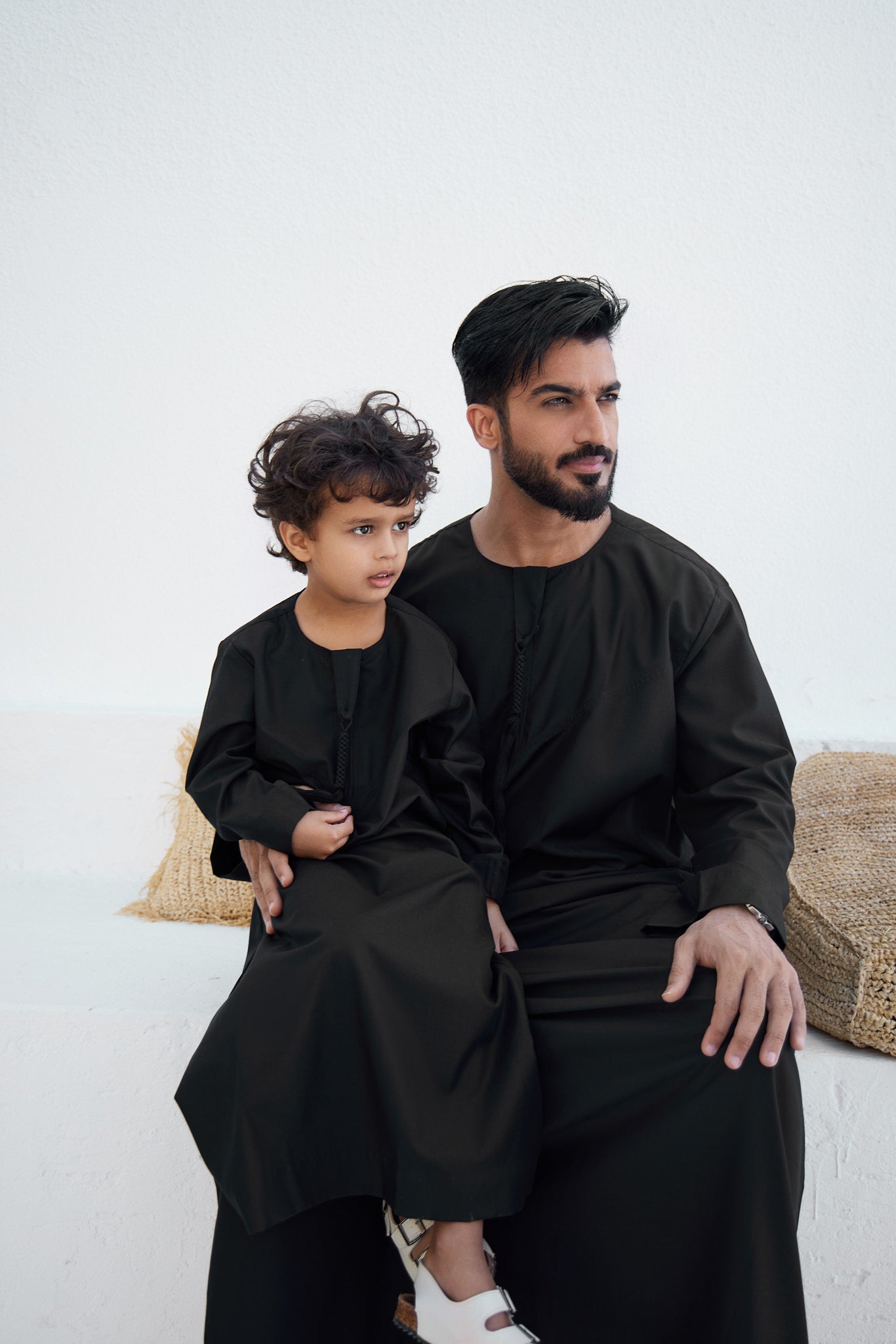 Kids Emirati Thobe Black