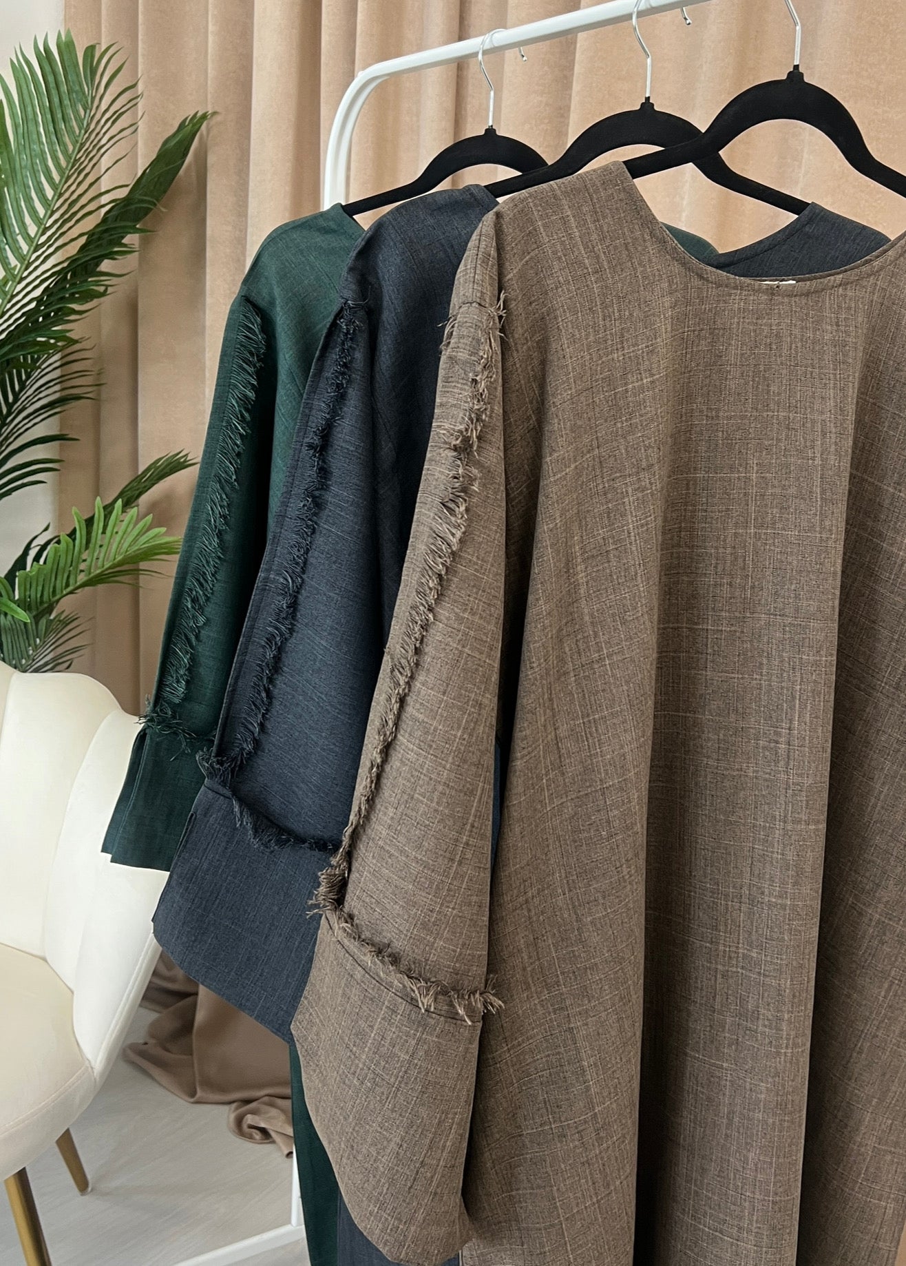 Frayed Split Sleeve Abaya